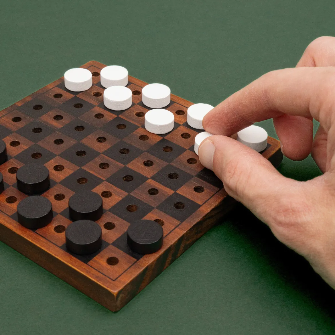 Iron & Glory Checkmate Game