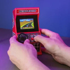 Retro Racing Game