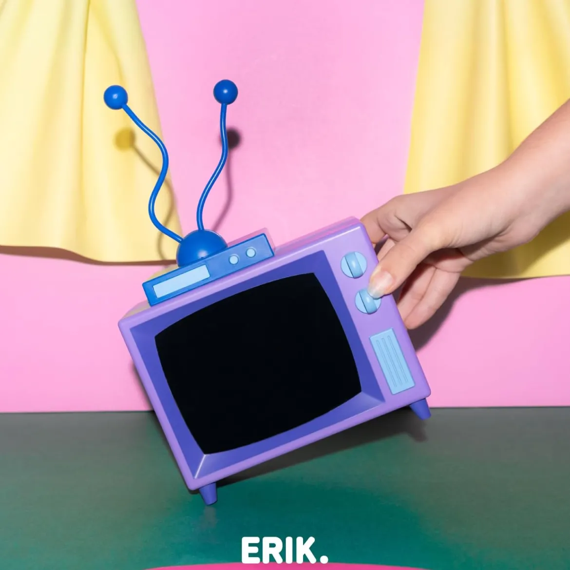 USB-C Powered The Simpsons LED Lamp by Grupo Erik