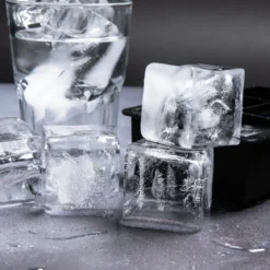 WotNot Creations Giant Ice Cube Tray (Set of 2)